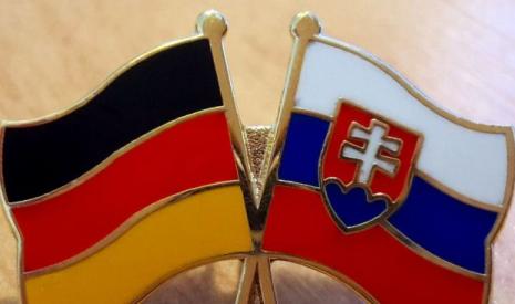 German and Slovak flag